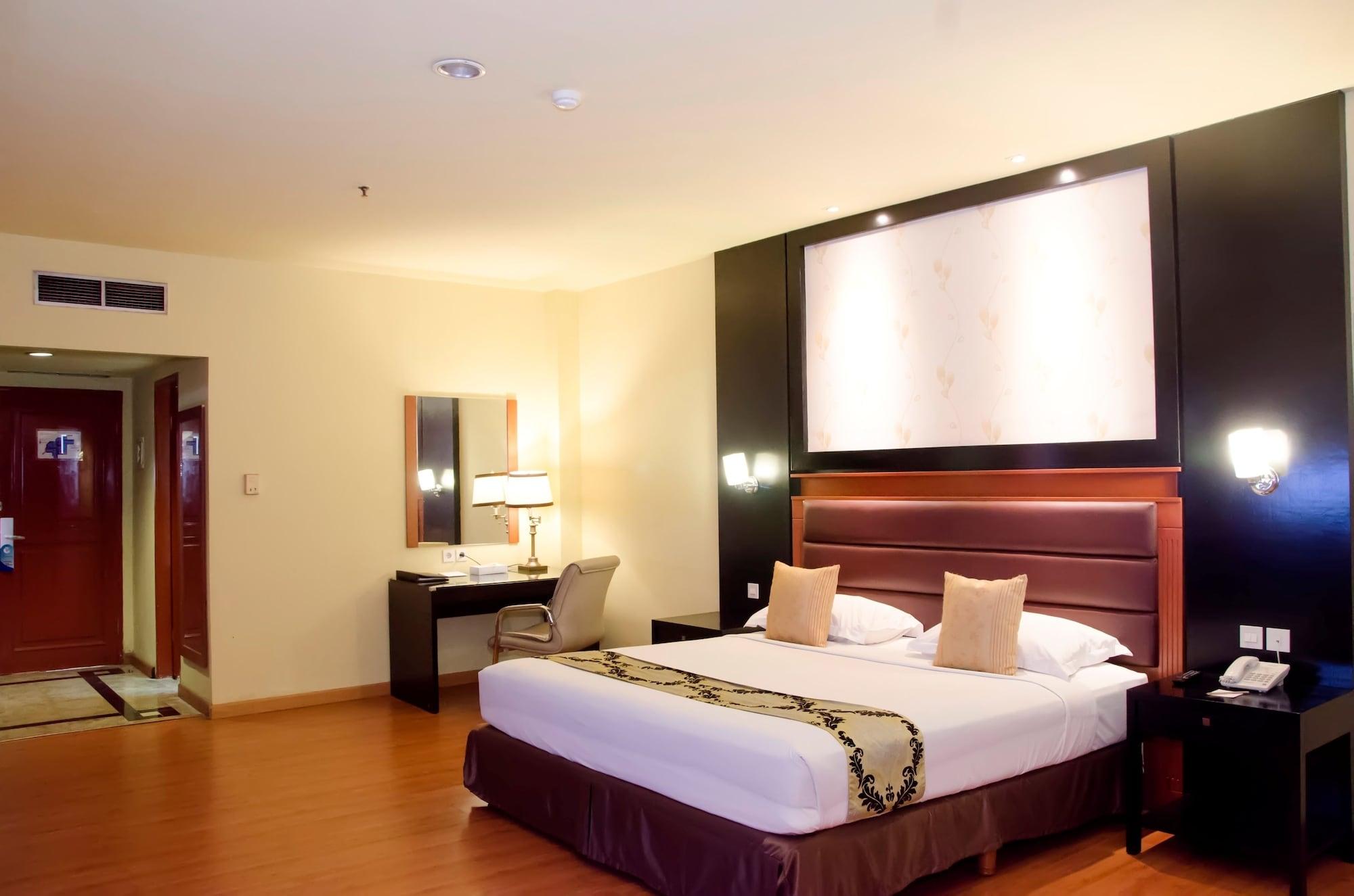 Sari Ater Kamboti Hotel Bandung Extérieur photo