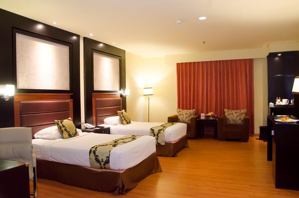 Sari Ater Kamboti Hotel Bandung Extérieur photo