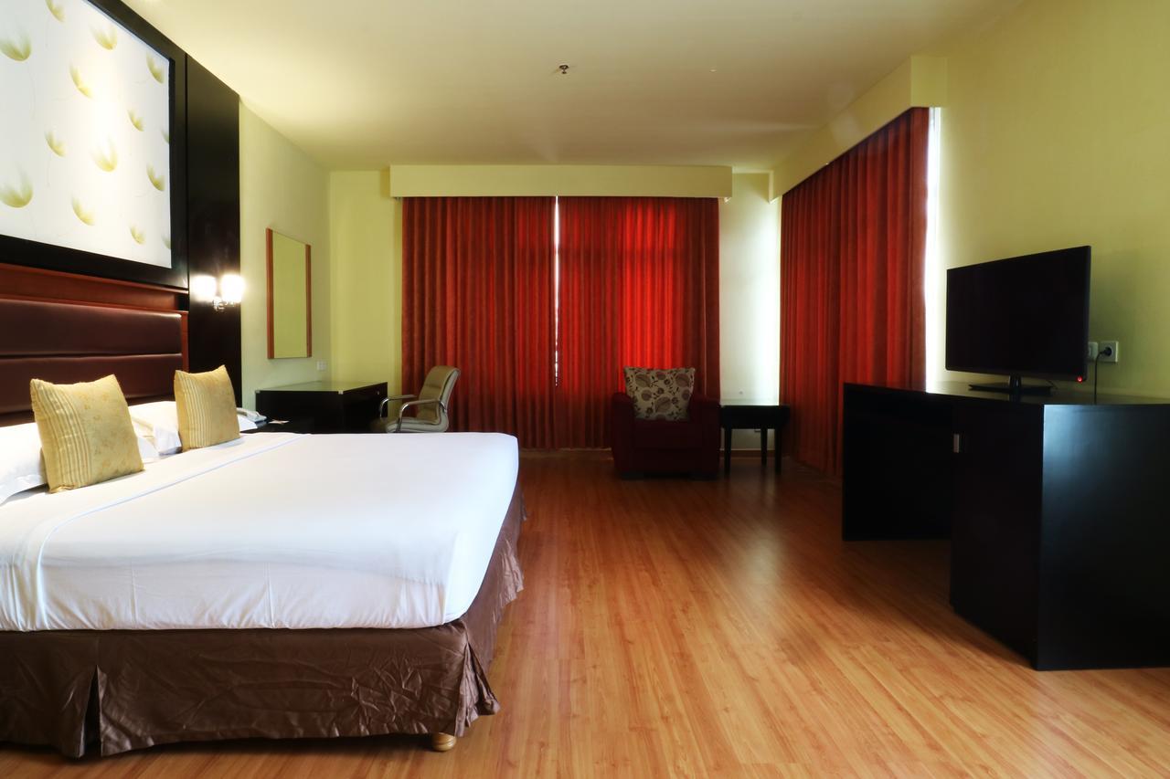 Sari Ater Kamboti Hotel Bandung Extérieur photo